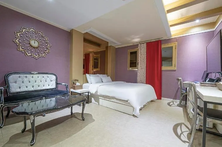Shampoo Hotel Инчон Мотель